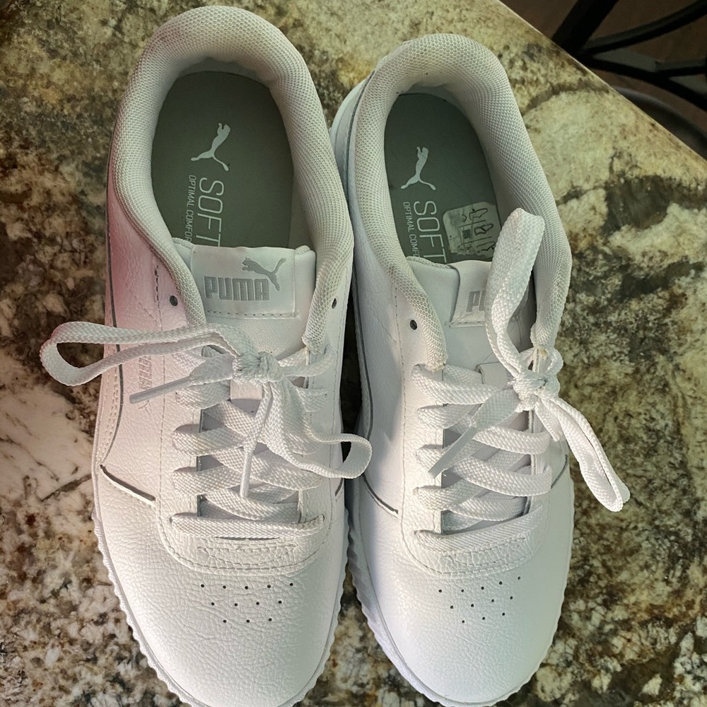 Puma Carina Sneakers